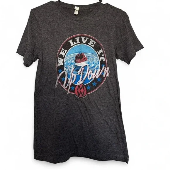 Size small Morgan Wallen tour date shirt grey "We Live It Up Down" - Picture 1 of 4